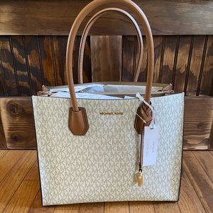 BNWT Micheal Kors Mercer Tote